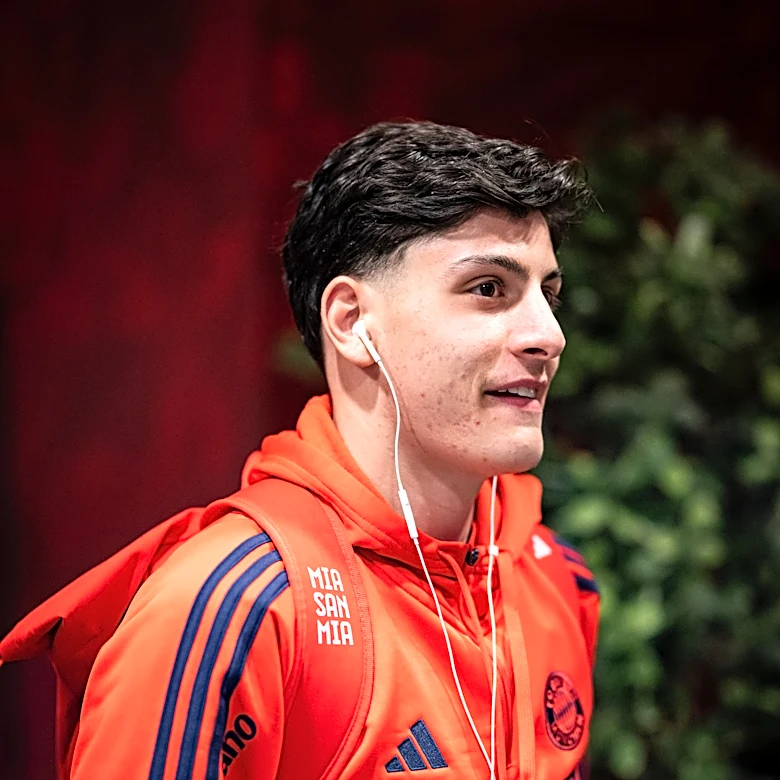 Official: Deniz Ofli leaves Bayern Munich for Karlsruher SC