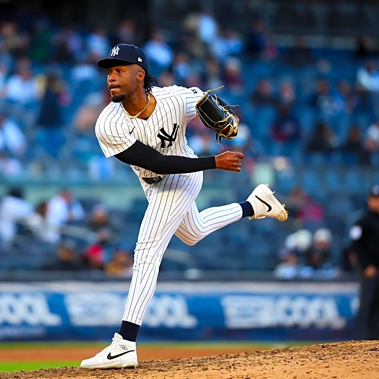 Yankees promote reliever Angel Chivilli, option Brendan Beck