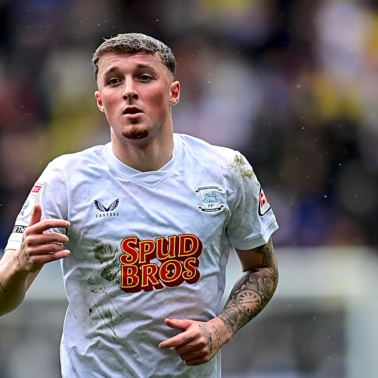 REPORT: Celtic interested in Spurs attacking midfielder Alfie Devine