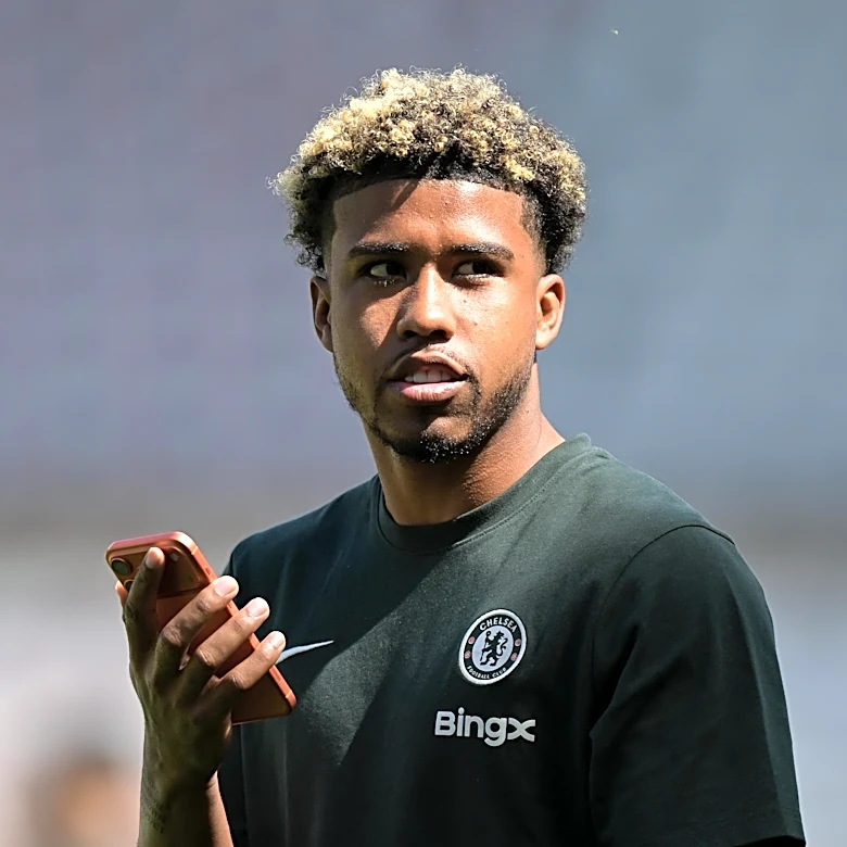 Chelsea set £50m asking price for Andrey Santos, with Manchester United keen — report