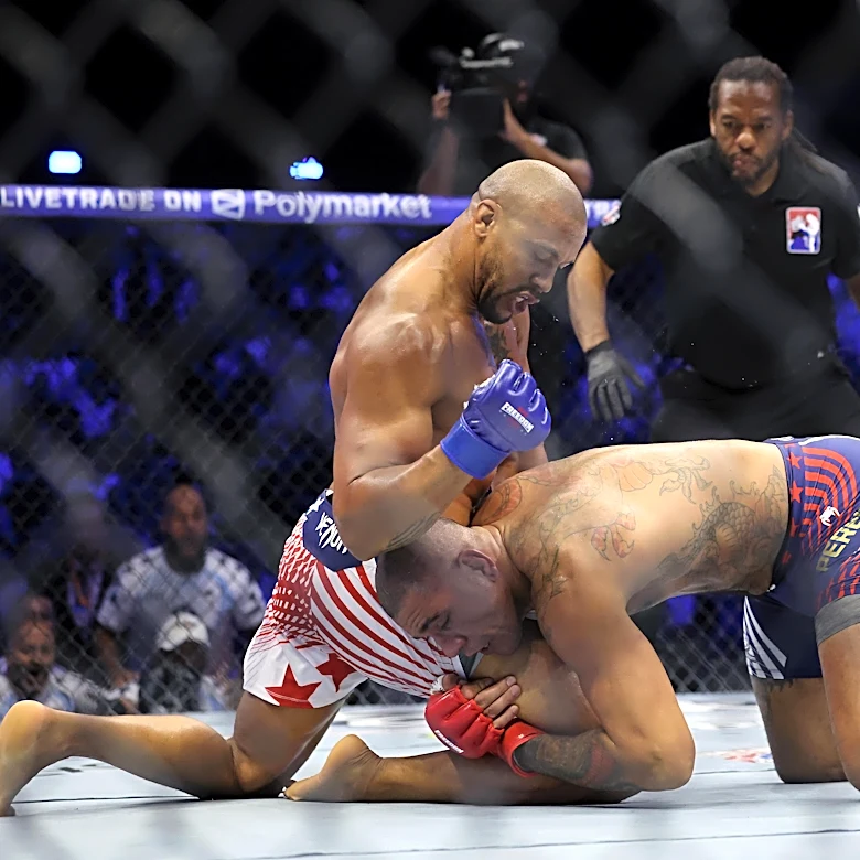 Charles Oliveira: Herb Dean’s mishandling of Ciryl Gane’s illegal strikes should ‘serve as a lesson’