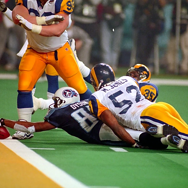 Build the perfect Rams linebacker