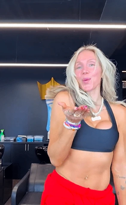 Tweets of the Week: Charlotte Flair new haircut, Toni Storm wandering Mexico City, more!