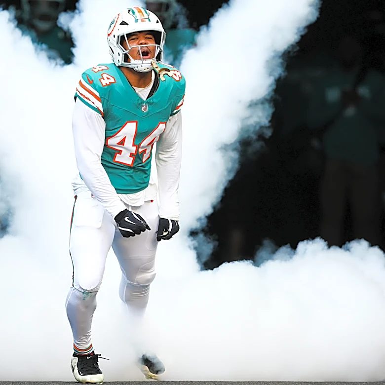 Chop Robinson named Dolphins’ most promising ‘building block’
