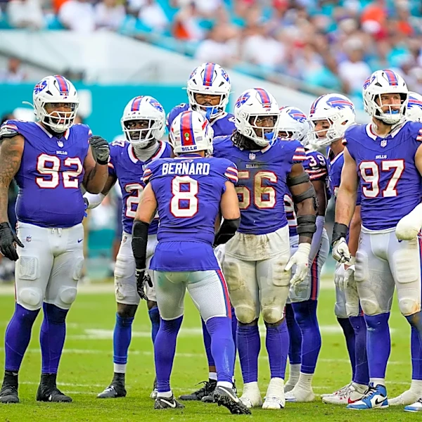 Bills DC Jim Leonhard must tackle late-down struggles for Buffalo defense