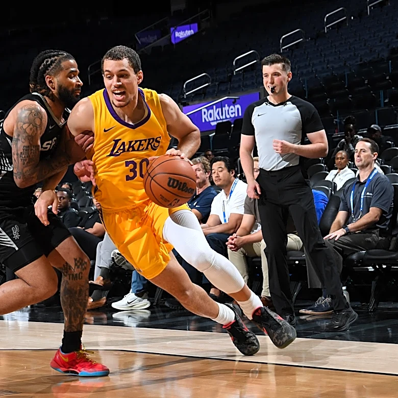 Lakers earn win over Spurs in California Classic finale