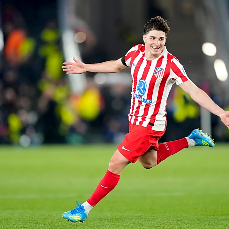 Julian Alvarez: The Barcelona-coded striker who is favorite to replace Robert Lewandowski