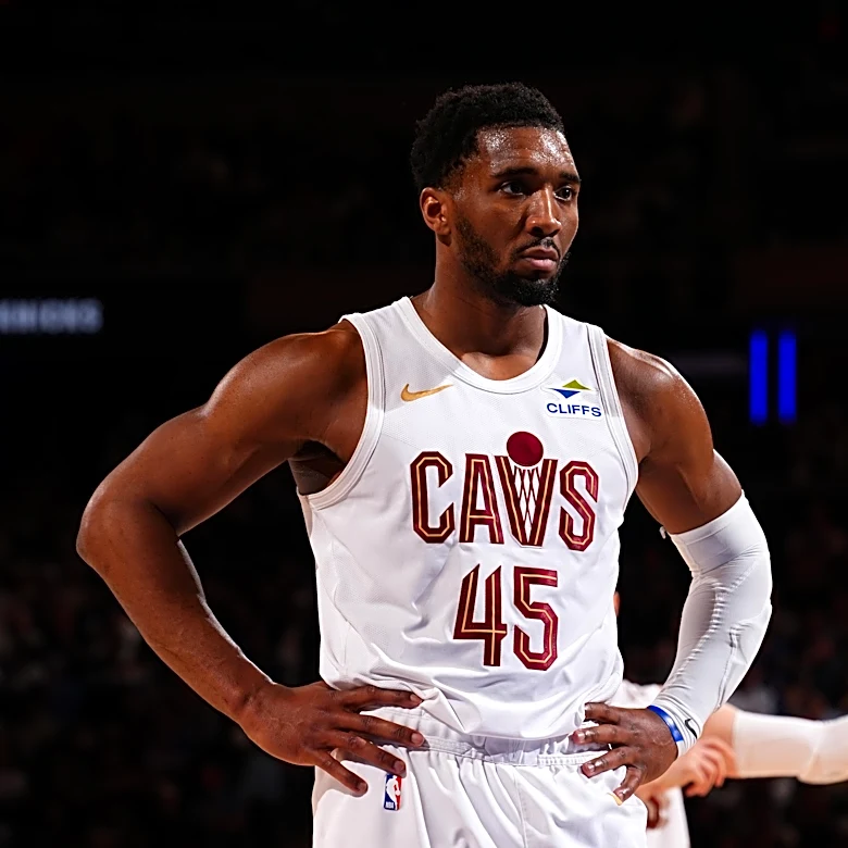 Donovan Mitchell inks new deal with Cavs