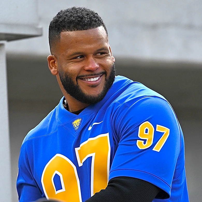Aaron Donald supports Chris Johnson with ALS ice bucket challenge