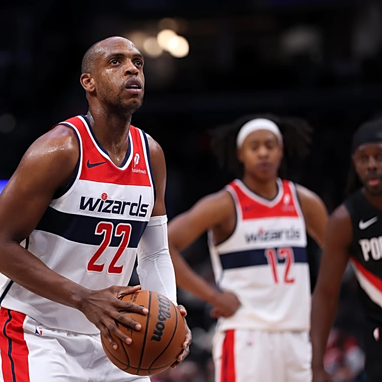 Wizards acquire Khris Middleton via sign-and-trade
