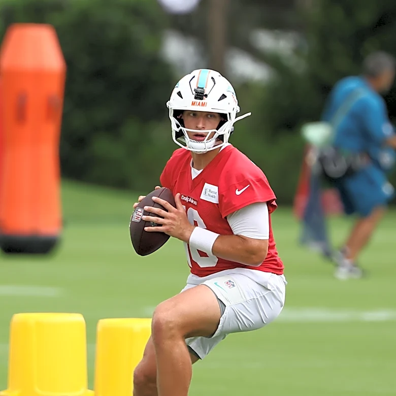 Dolphins 90 in 90: Mark Gronowski trying to claim QB3 role
