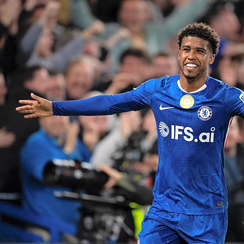 Rumor: Manchester United agree £50m deal for Santos