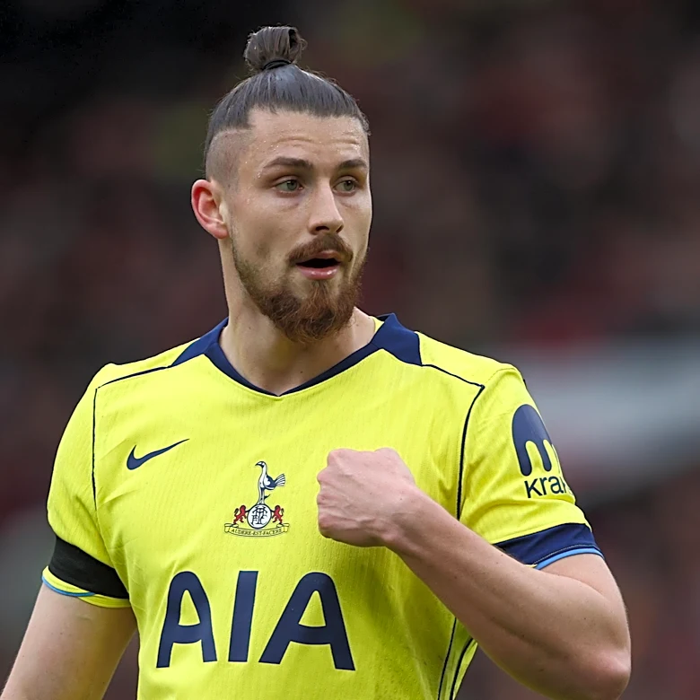 DONE DEAL: Radu Dragusin completes loan move to Fiorentina