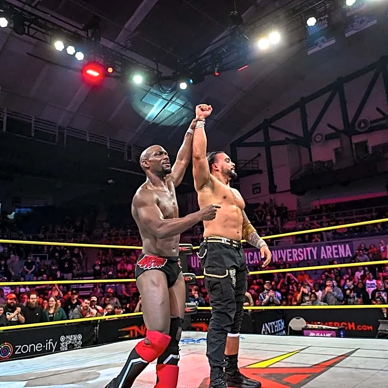 TNA re-signs former world champion