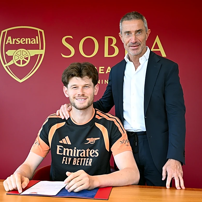 Arsenal announce Illan Meslier signing