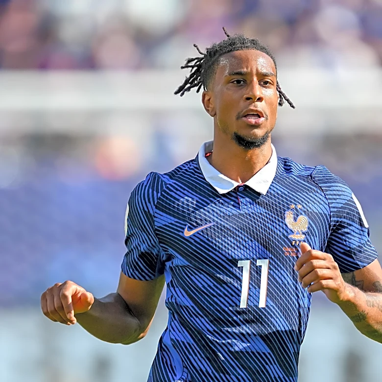Stability should be appealing to Michael Olise at Bayern Munich