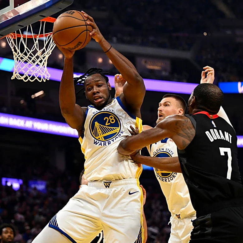 Warriors re-sign Charles Bassey