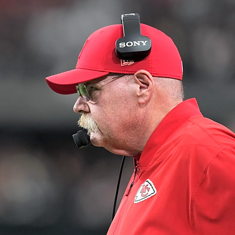 Chiefs News: Is Andy Reid the problem with Kansas City’s offense?