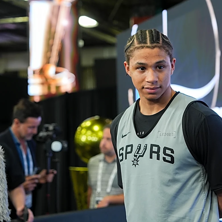 Open Thread: Carter Bryant buys his mom a car