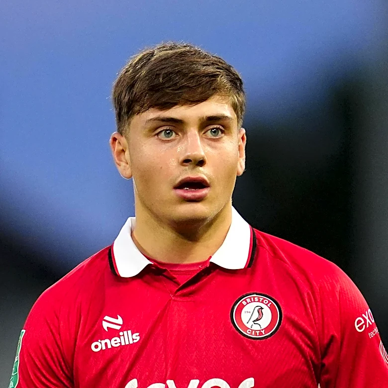 Reading Loan In Josh Stokes From Bristol City