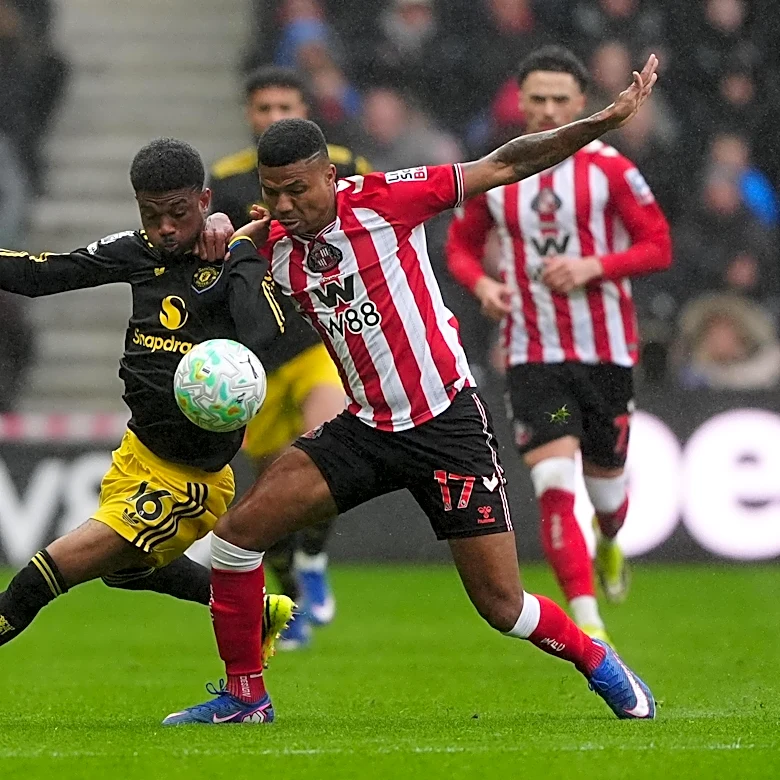 Five Right-Wingers Sunderland Should Target This Summer