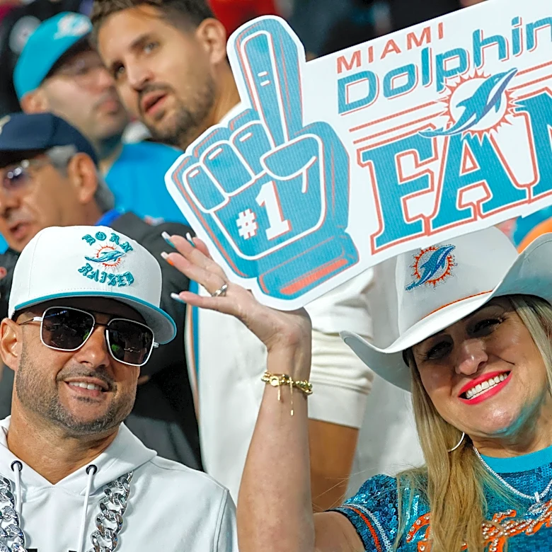 Miami Dolphins Discussion: Talking Heads Vs. Die Hard Fans Edition