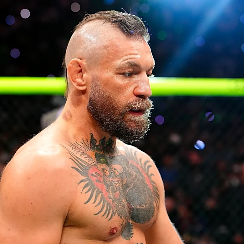 Conor McGregor releases statement announcing surgery, UFC future