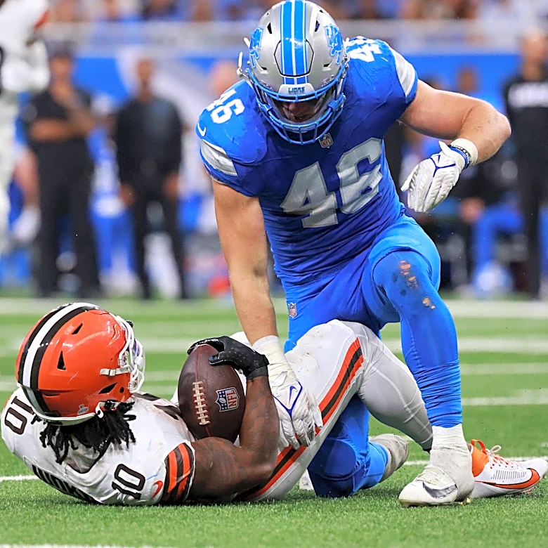 Detroit Lions’ Jack Campbell breaks into NFL top-10 LB list for 1st time