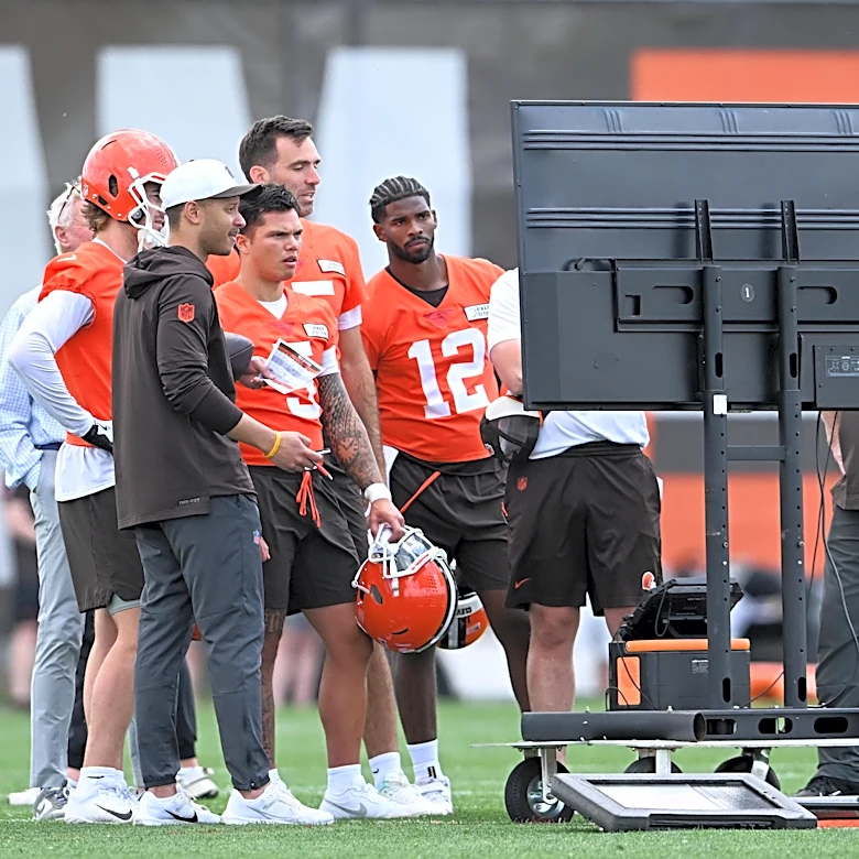 Browns: Veteran QB schooled rookies on substance over style