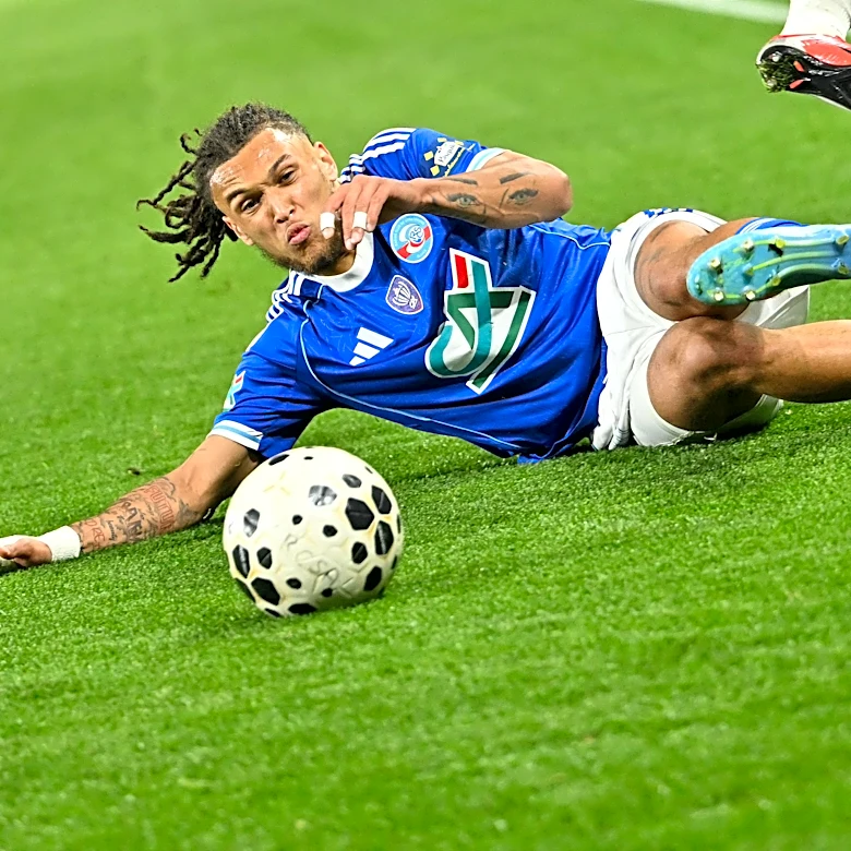 Roma Push Forward in Pursuit of Diego Moreira