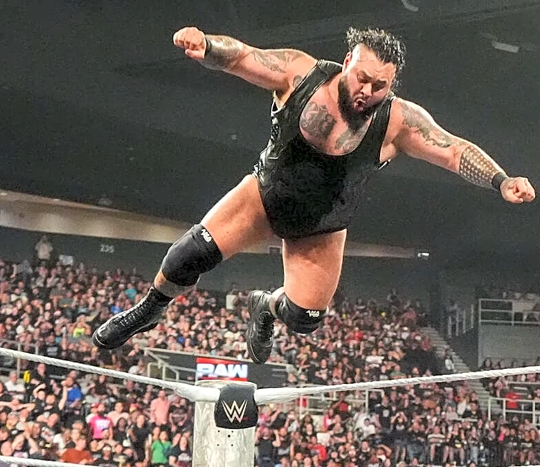 Tsunami warning: Bronson Reed gets in a WWE ring
