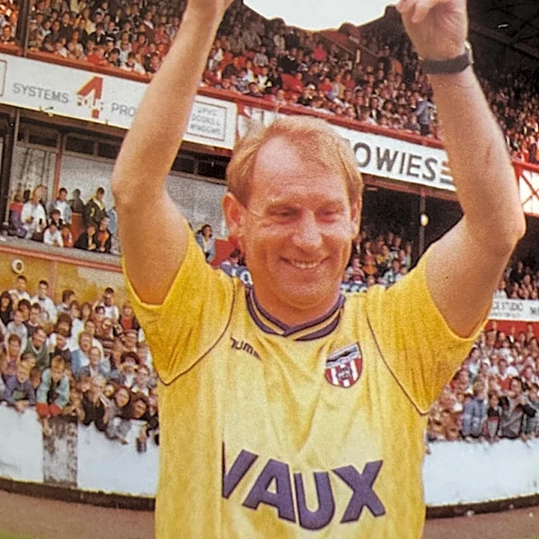 On This Day (16 July 1988): Smith’s Mooney Bid Fails As Future Manager Arrives At Roker