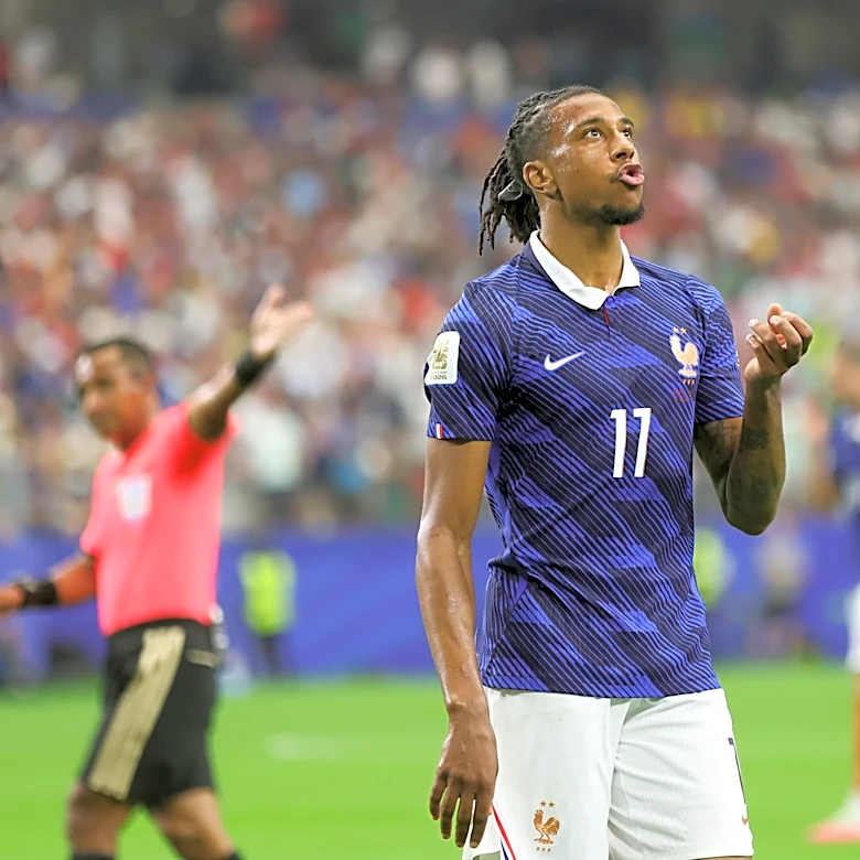 Ex-Bayern Munich player throws shade at Bundesliga clubs over Michael Olise transfer sweepstakes