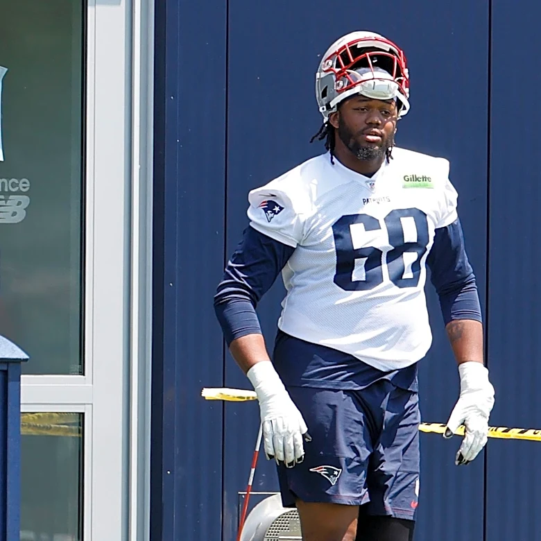Patriots 2026 scouting report for OT Dametrious Crownover