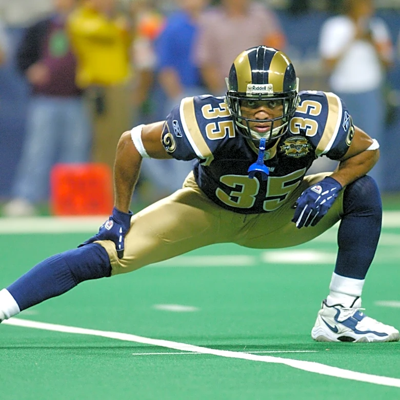 Build the perfect Rams defensive back