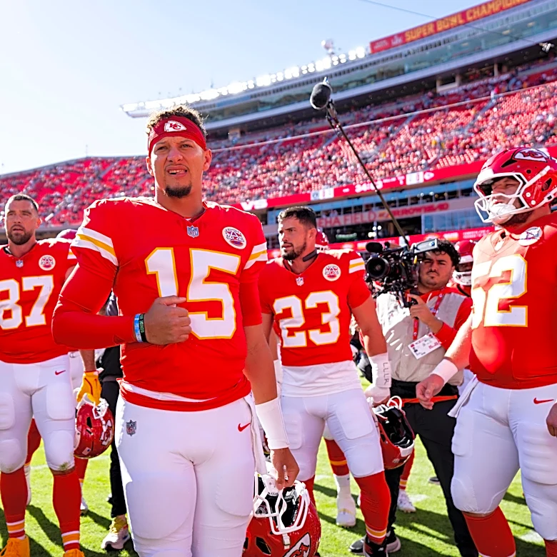 Fan Friday: The debate for Chiefs’ most important non-Mahomes player