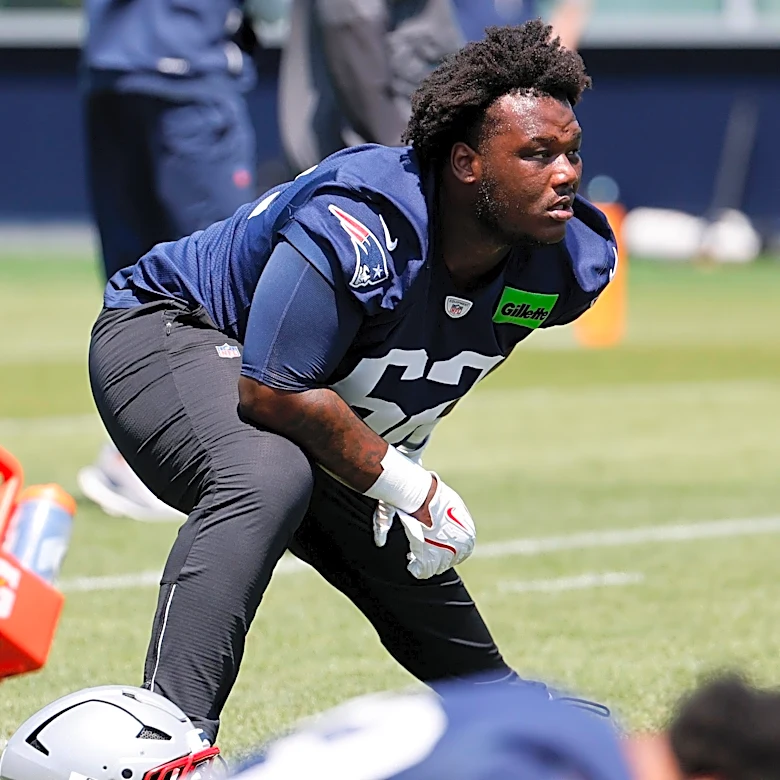 Patriots waive rookie defender ahead of training camp
