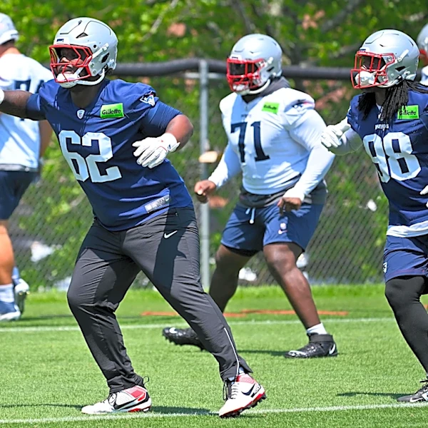What waiving Travis Shaw means for the Patriots