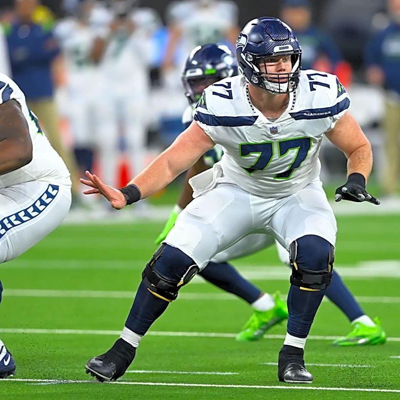 Former Seahawks starter coming off Achilles tear signs with Ravens