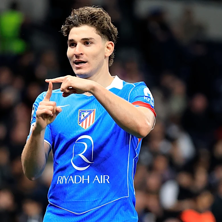 Joan Laporta confirms when Barcelona’s offer for Julian Alvarez will expire