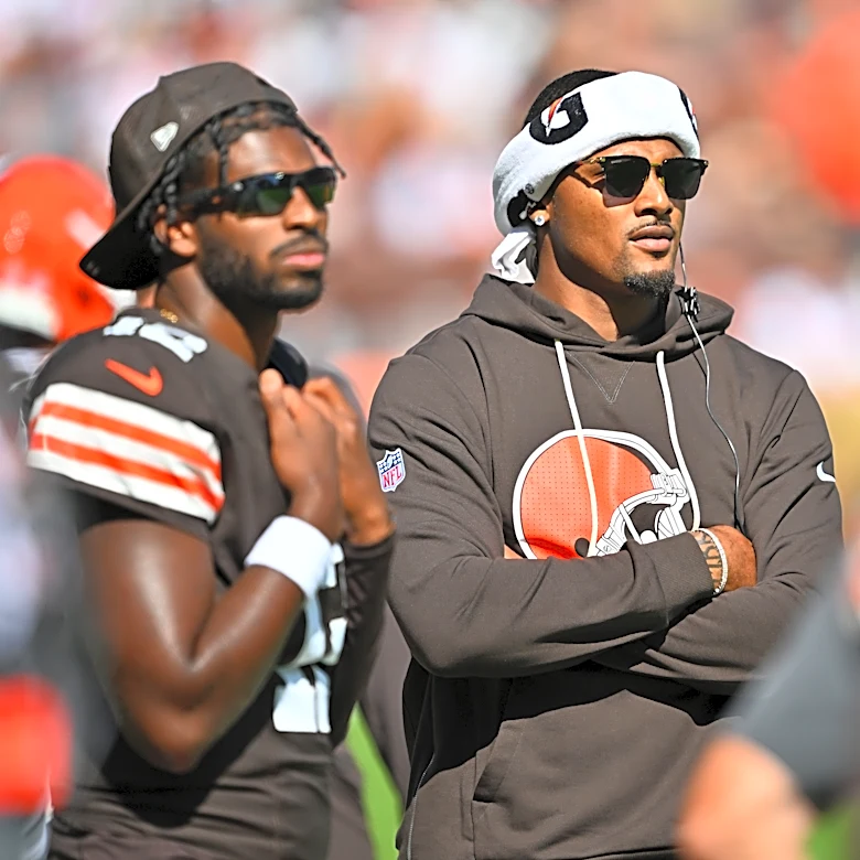 Saturday Dawg Chow: Even QBs can use a training buddy