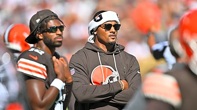 Saturday Dawg Chow: Even QBs can use a training buddy