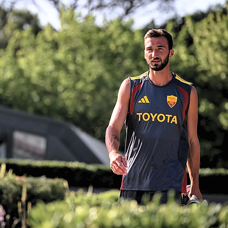Roma Choose Stability With Mancini and Cristante Extensions