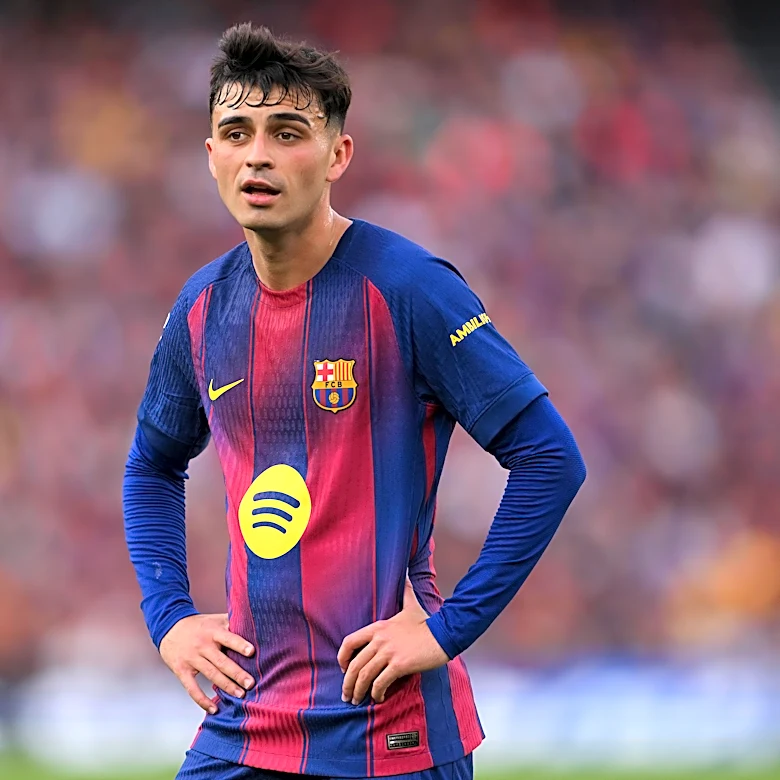 ‘He needs to learn’ – Gaizka Mendieta offers Barcelona star Pedri advice