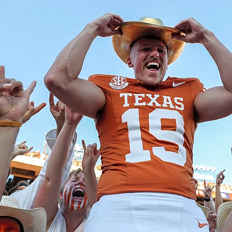 49ers sign punter Jack Bouwmeester to a 3-year deal; place UDFA on Active/Non-Football Injury List