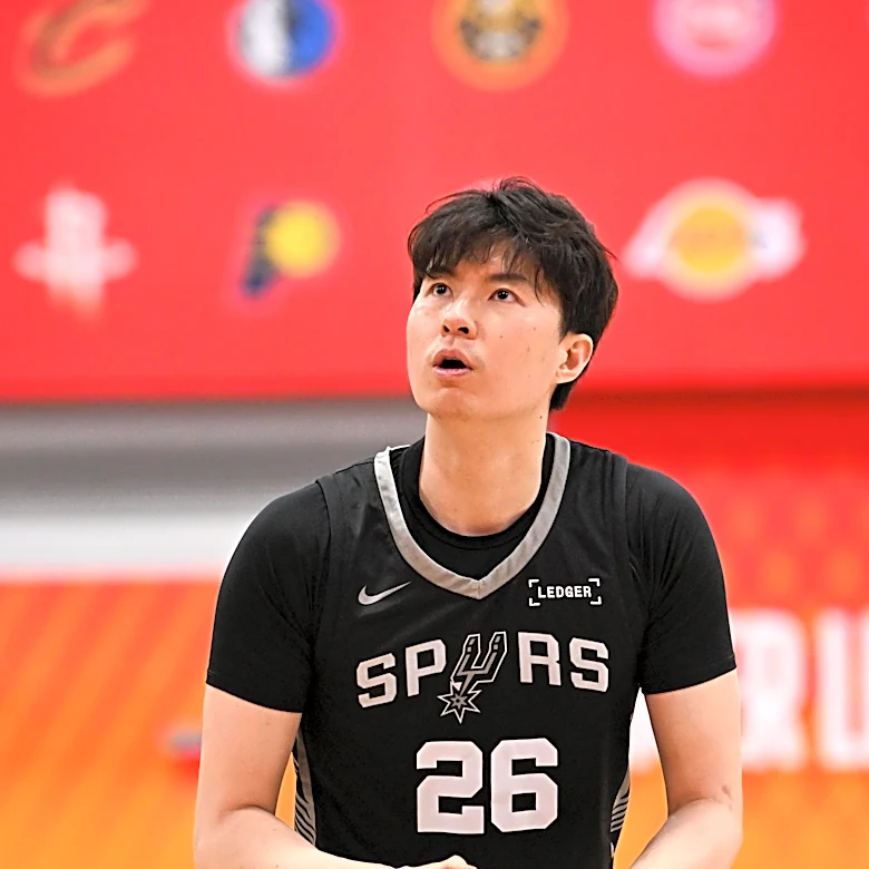 It’s time for Summer League Basketball: San Antonio Spurs vs Phoenix Suns