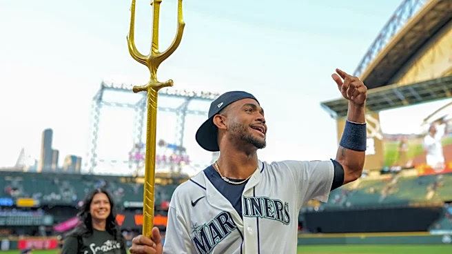 Mariners wait out Giants, win 4-3 in extras