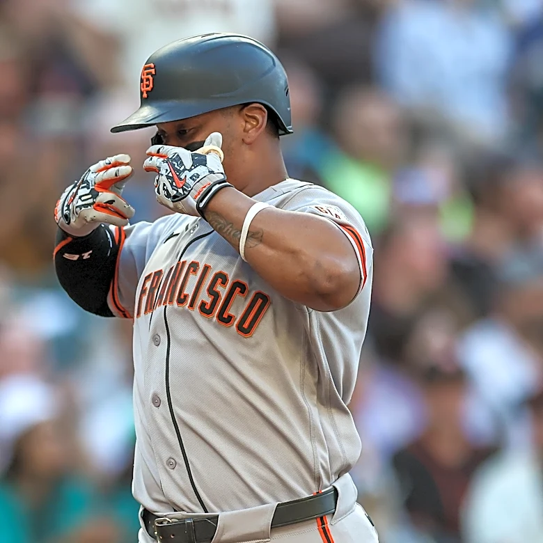 Jimothy the Raccoon inspires Mariners to comeback win