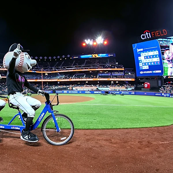 How does the Mets fire sale affect the Braves?