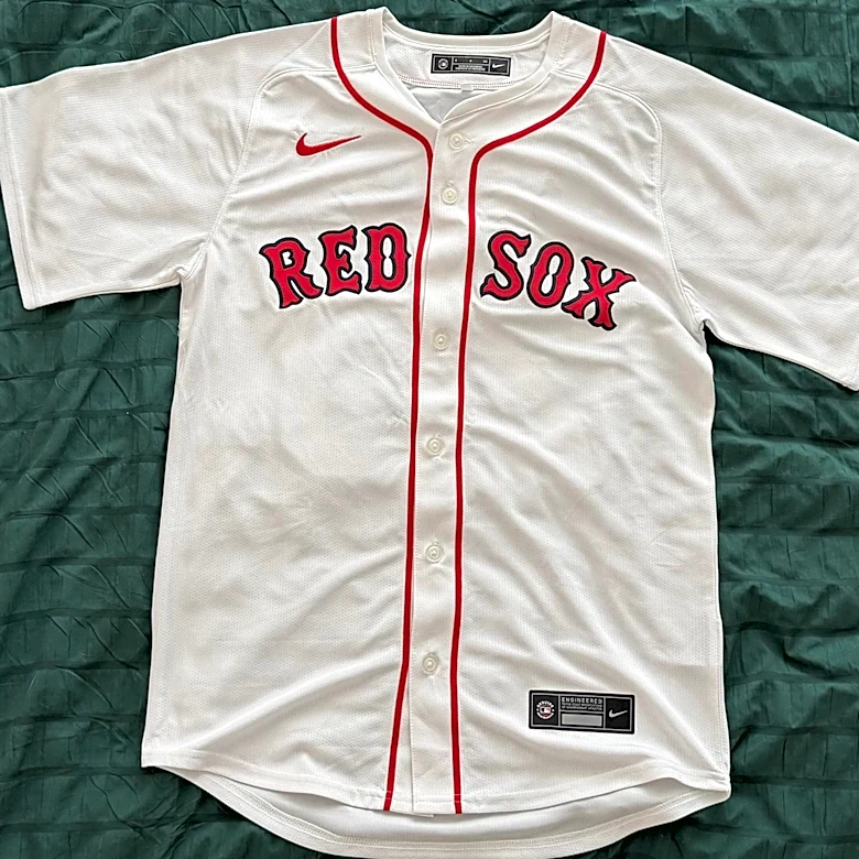 Buying a Red Sox jersey online shouldn’t be this hard